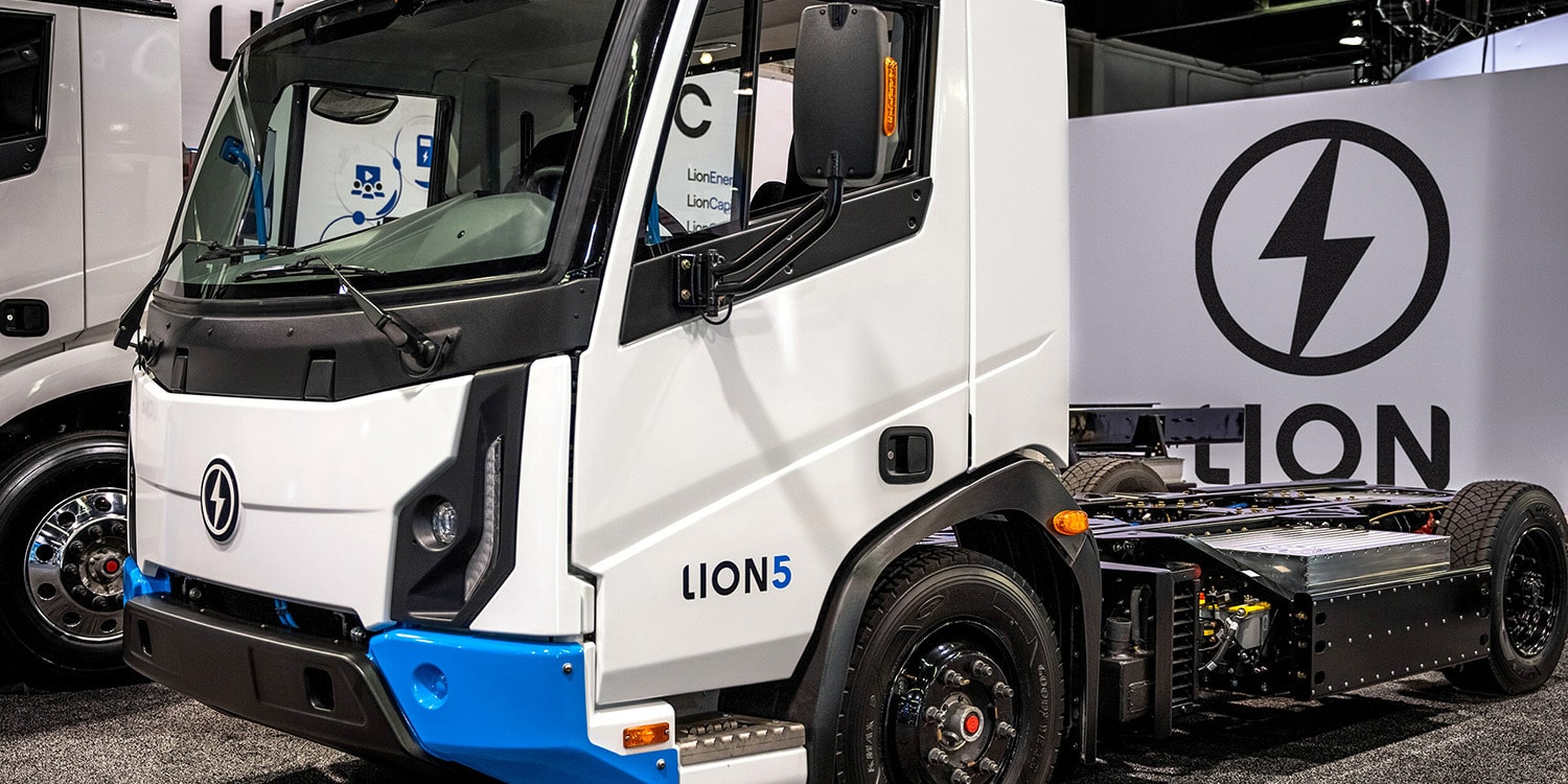 Lion Electric presents the Lion5 Class 5 electric truck - energy ...