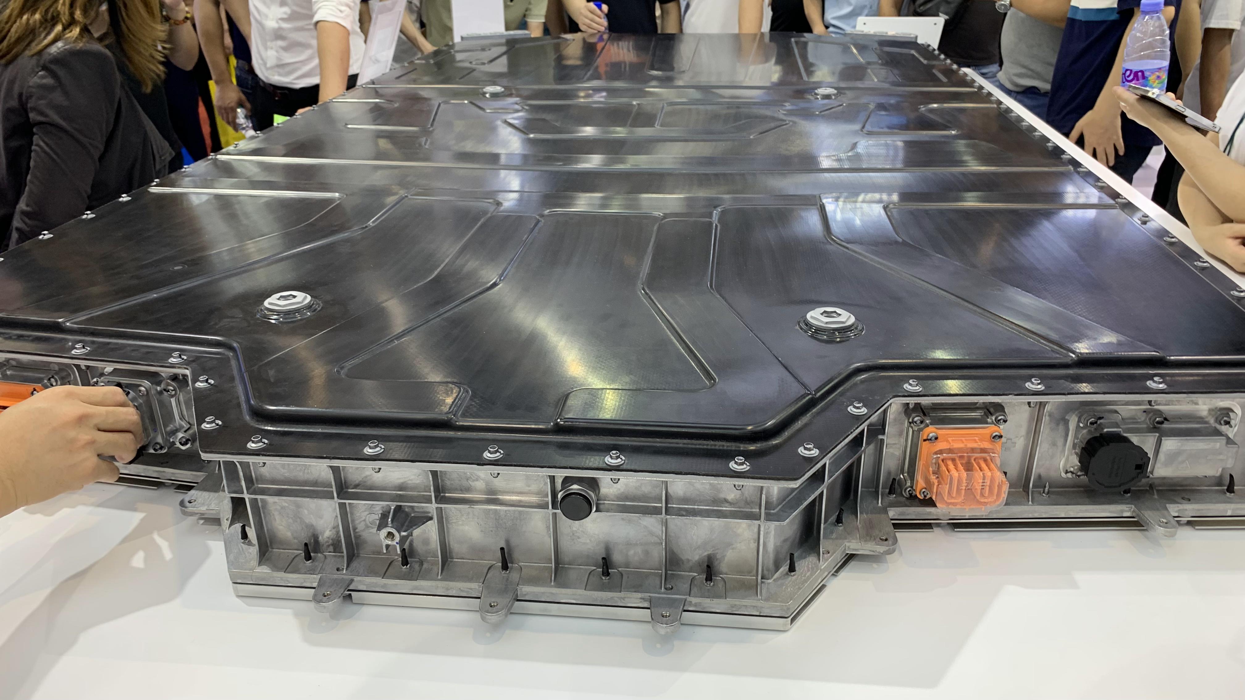 Sunwoda chassis battery